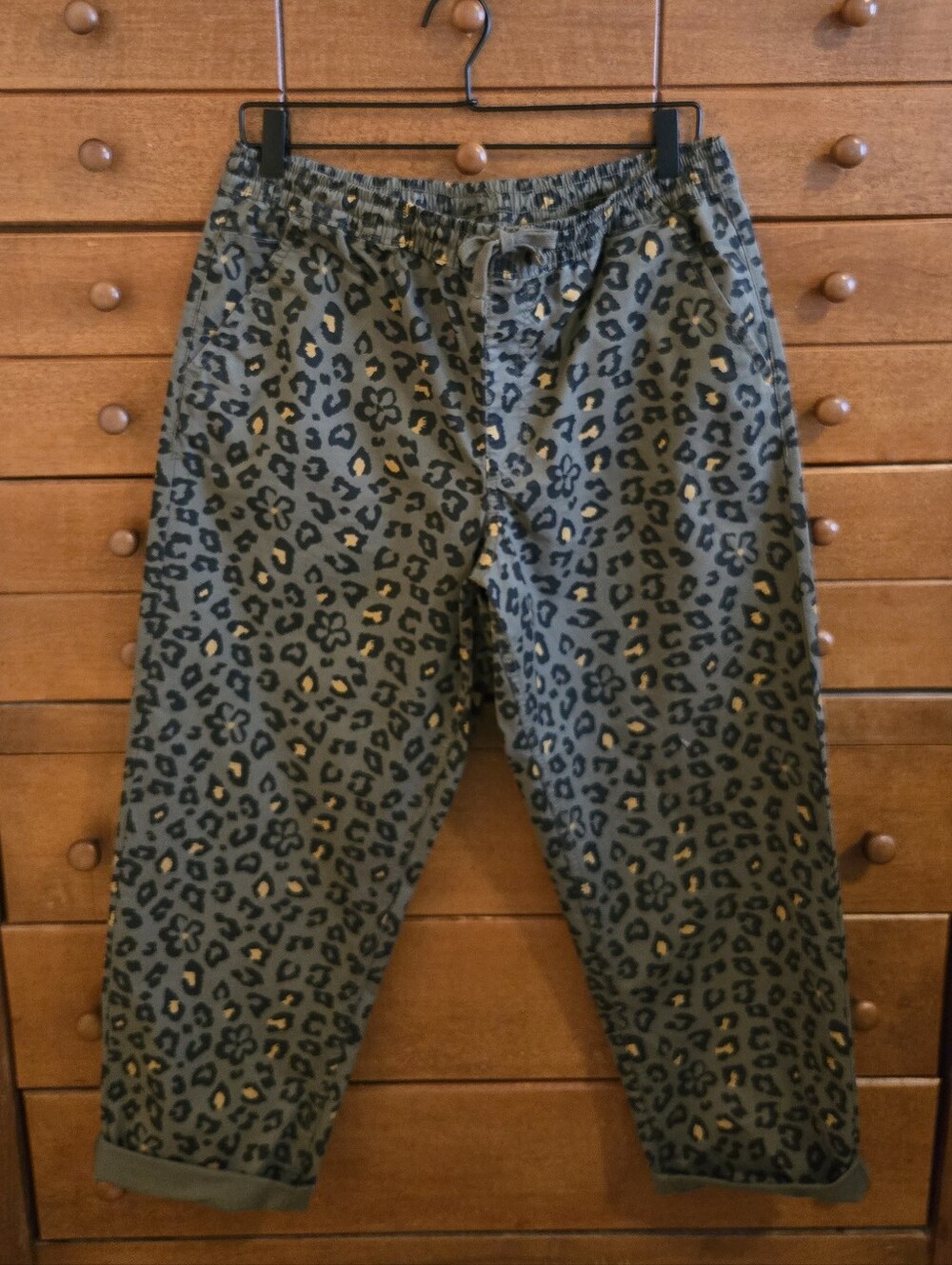 Vans Olive Green Leopard Pants Sz Large